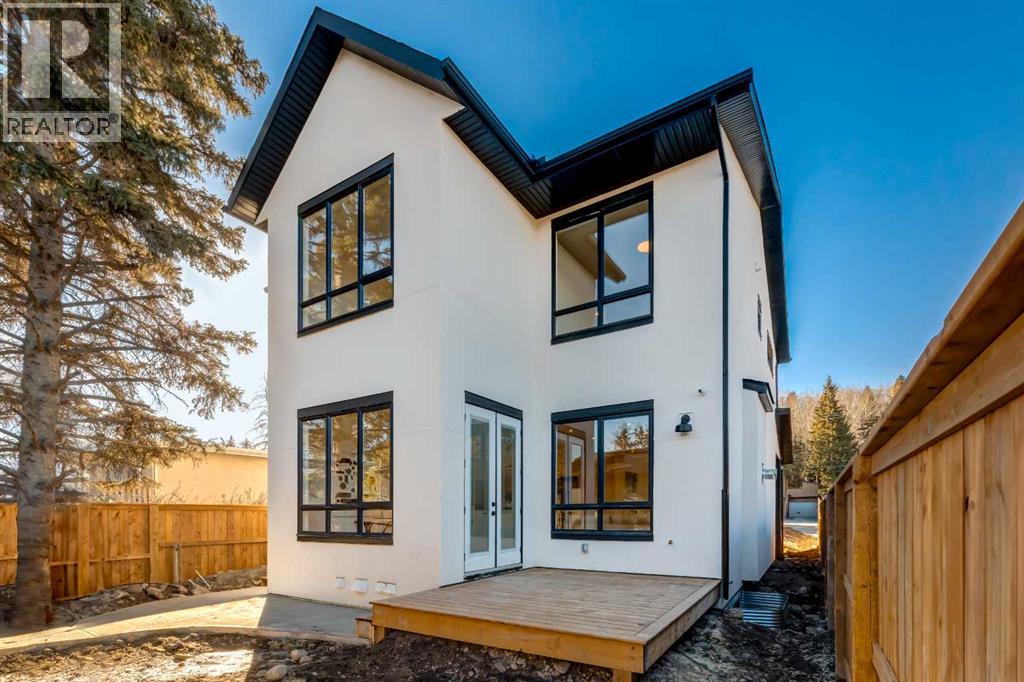 8812 33 Avenue NW, Calgary, Alberta  T3B 1M5 - Photo 40 - A2299699