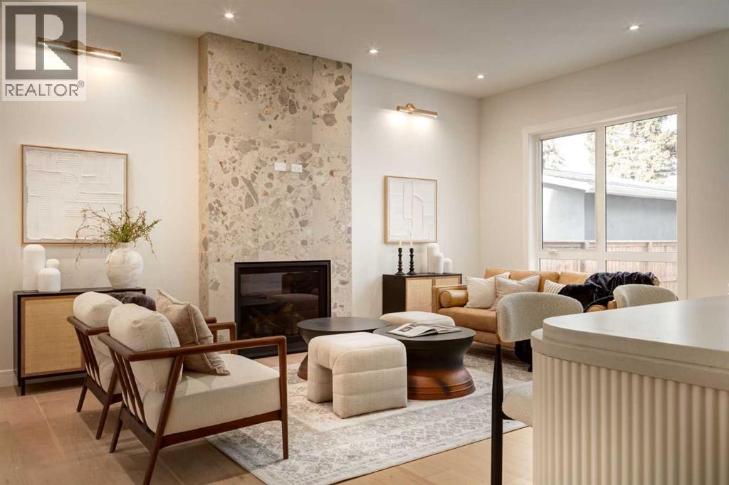 8812 33 Avenue NW, Calgary, Alberta  T3B 1M5 - Photo 6 - A2299699