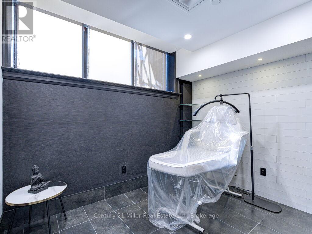 101 - 88 Dunn Street, Oakville, Ontario  L6J 3C7 - Photo 14 - W13025650