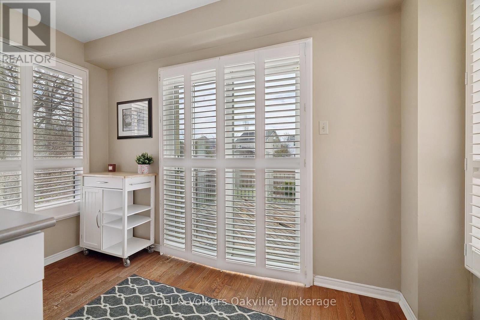 240 Ross Lane, Oakville, Ontario  L6H 5E5 - Photo 11 - W13025708