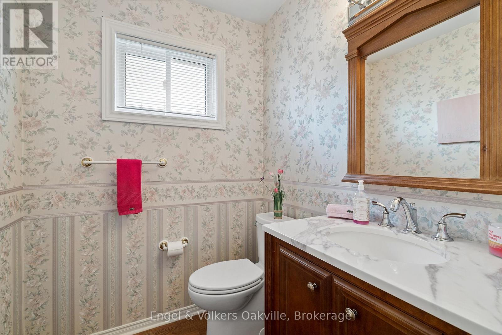 240 Ross Lane, Oakville, Ontario  L6H 5E5 - Photo 13 - W13025708