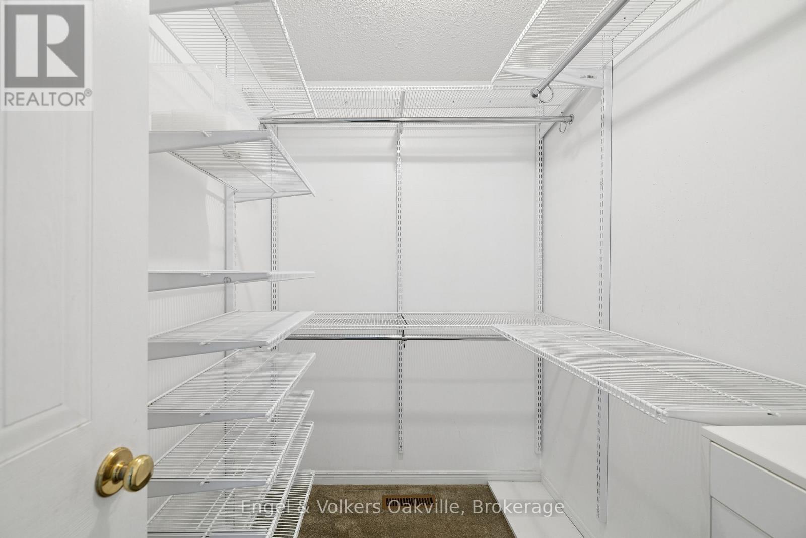 240 Ross Lane, Oakville, Ontario  L6H 5E5 - Photo 21 - W13025708