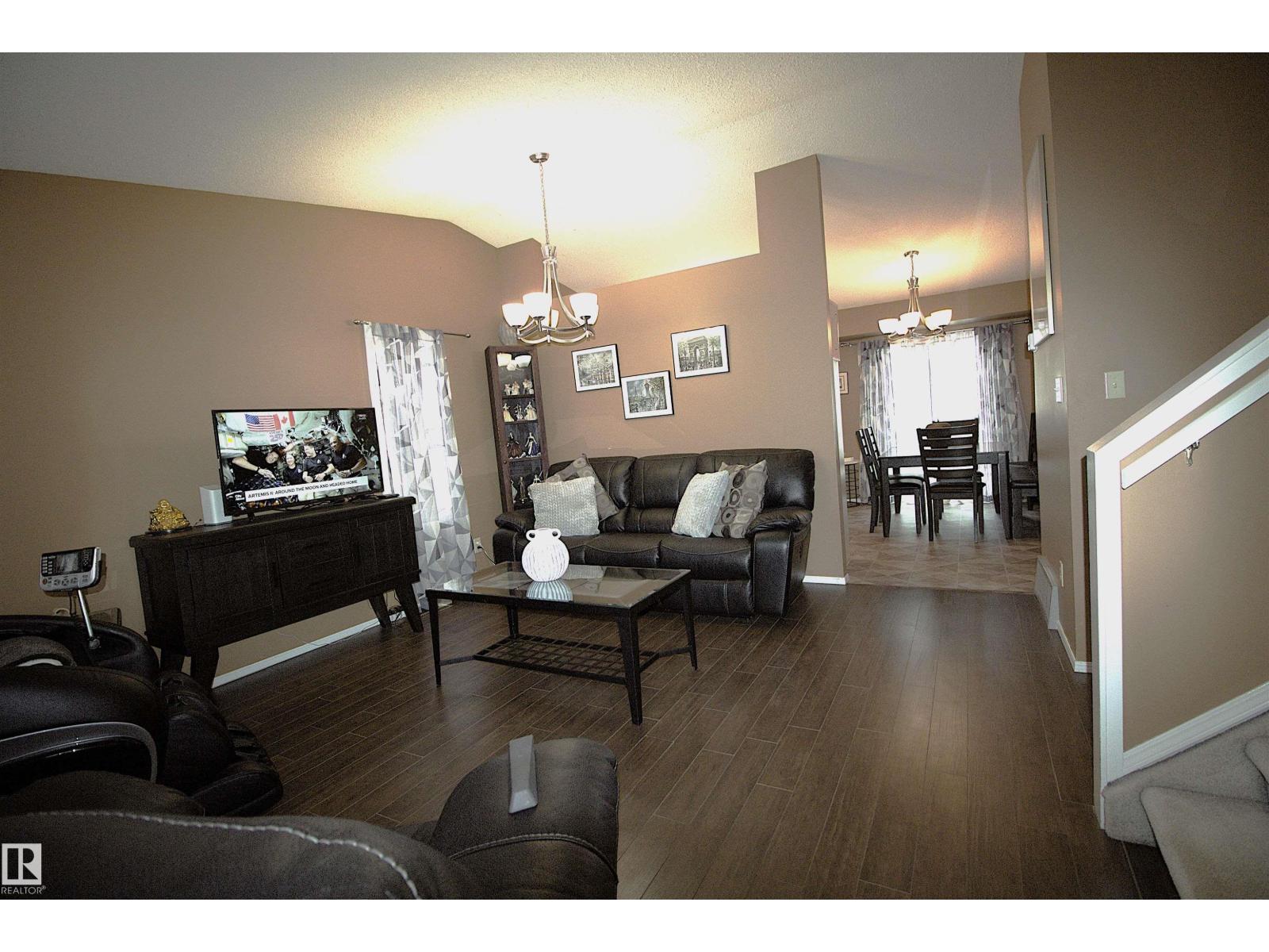 9347 175 Av Nw, Edmonton, Alberta  T5Z 2C8 - Photo 11 - E4481402