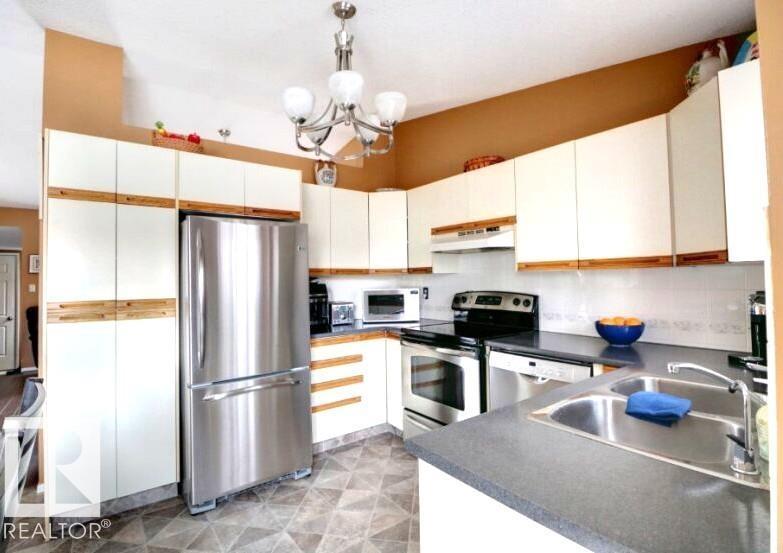 9347 175 Av Nw, Edmonton, Alberta  T5Z 2C8 - Photo 24 - E4481402