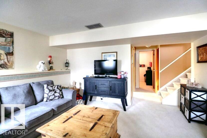 9347 175 Av Nw, Edmonton, Alberta  T5Z 2C8 - Photo 47 - E4481402