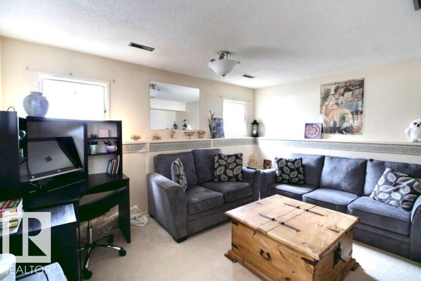 9347 175 Av Nw, Edmonton, Alberta  T5Z 2C8 - Photo 46 - E4481402