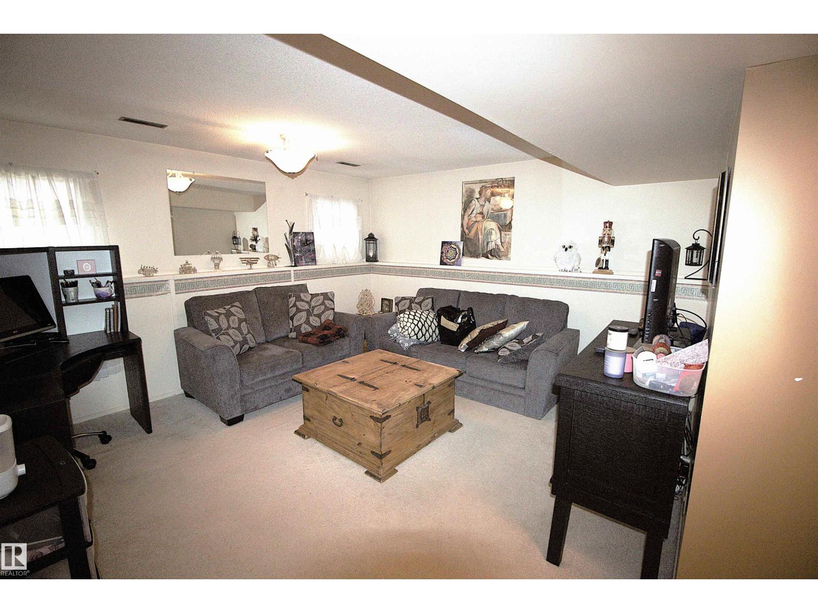 9347 175 Av Nw, Edmonton, Alberta  T5Z 2C8 - Photo 42 - E4481402