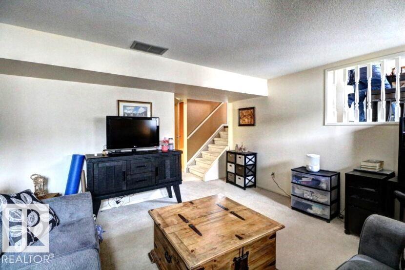 9347 175 Av Nw, Edmonton, Alberta  T5Z 2C8 - Photo 48 - E4481402