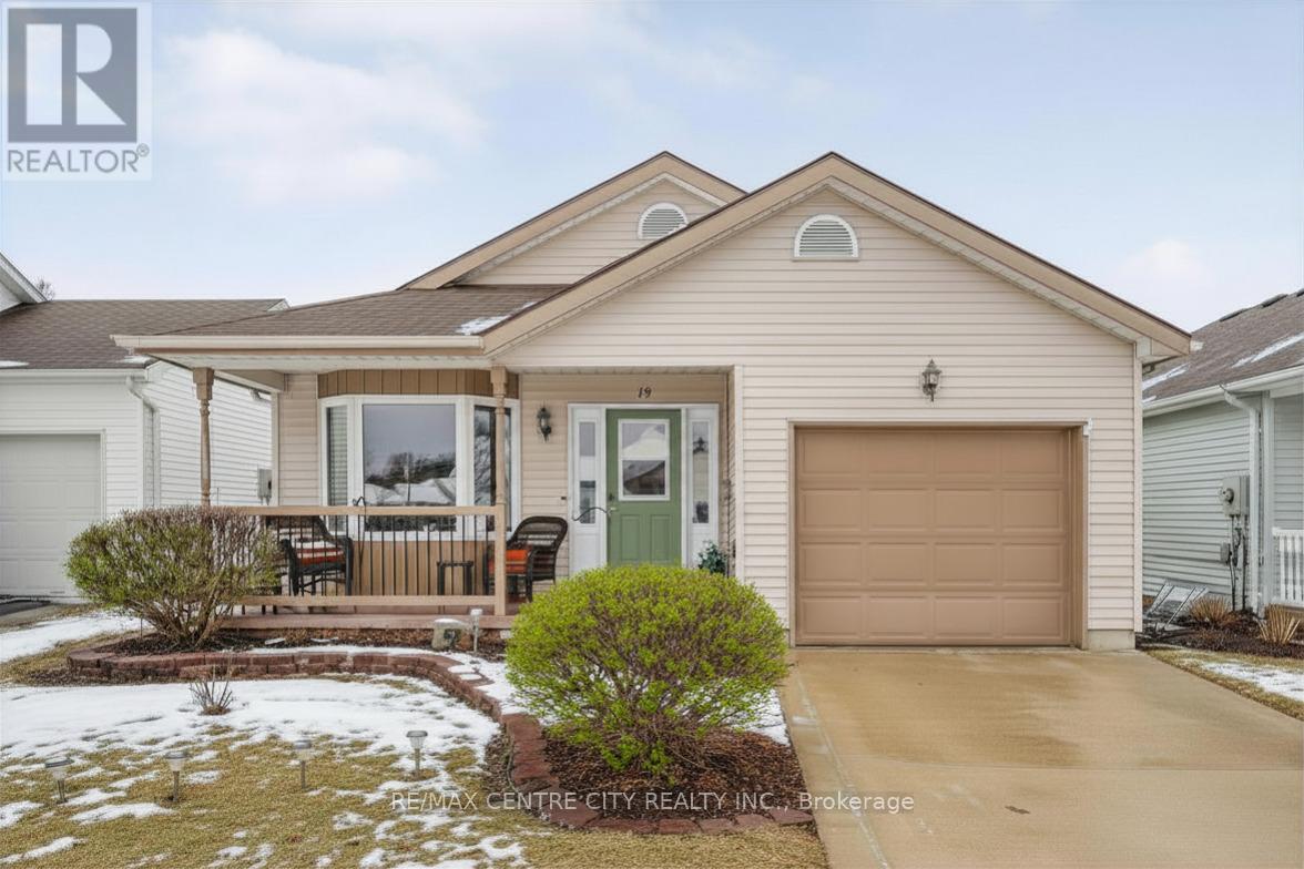 19 BRASHER DRIVE, Tillsonburg, Ontario