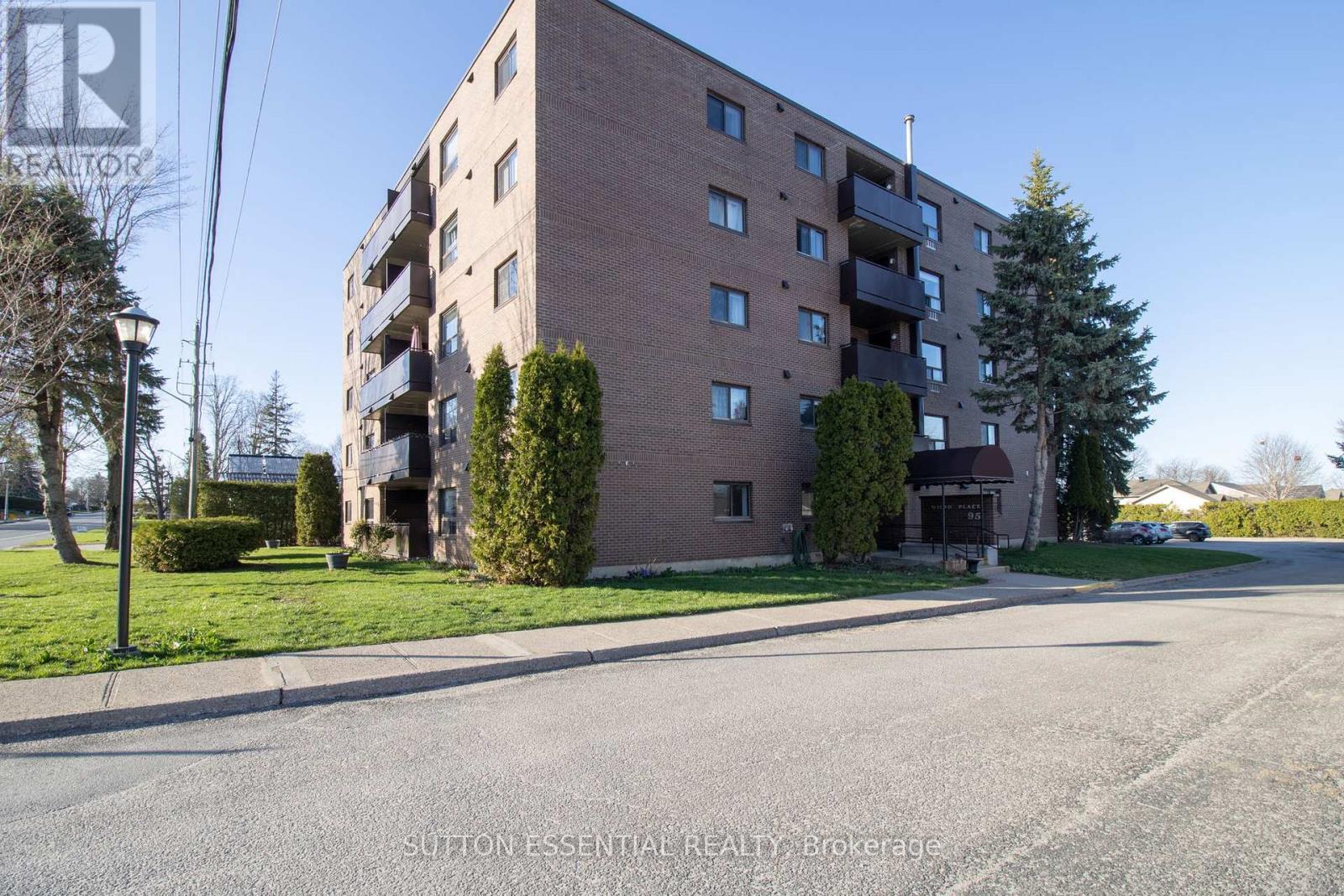 404 - 95 Windsor Drive, Brockville, Ontario  K6V 3H7 - Photo 3 - X13025608