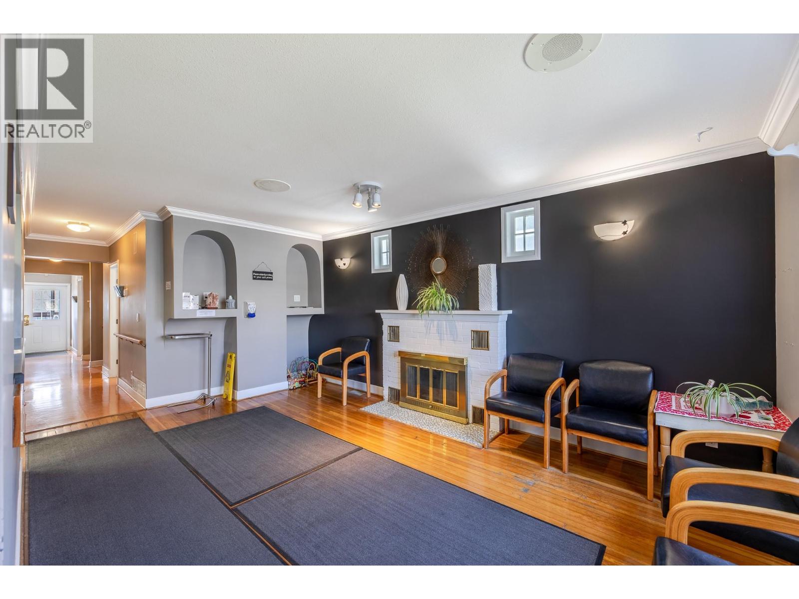 13214 Kelly Avenue, Summerland, British Columbia  V0H 1Z0 - Photo 4 - 10384297