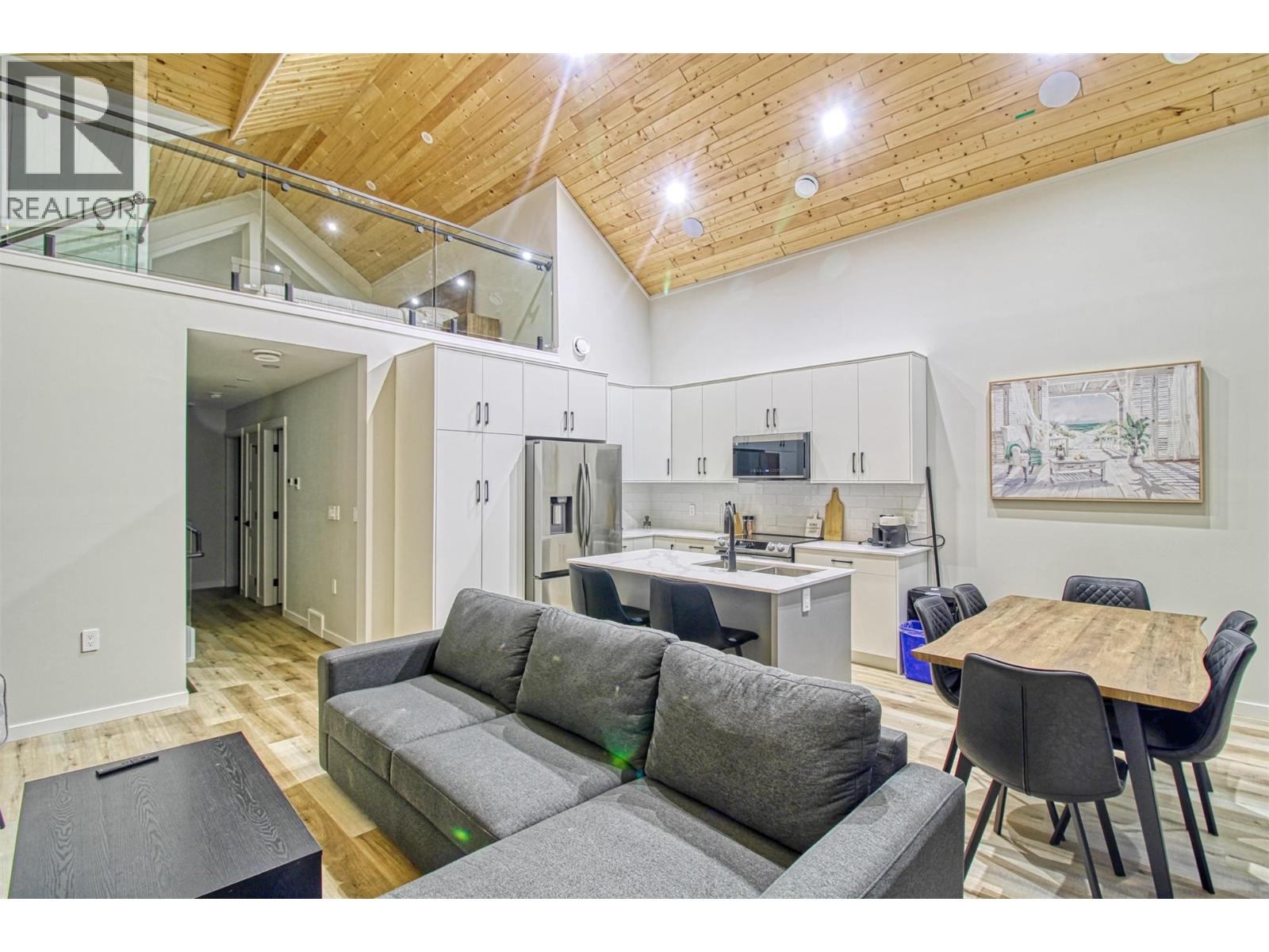 6811 Santiago Loop Unit# 149, Kelowna, British Columbia  V1Z 3R8 - Photo 12 - 10384270