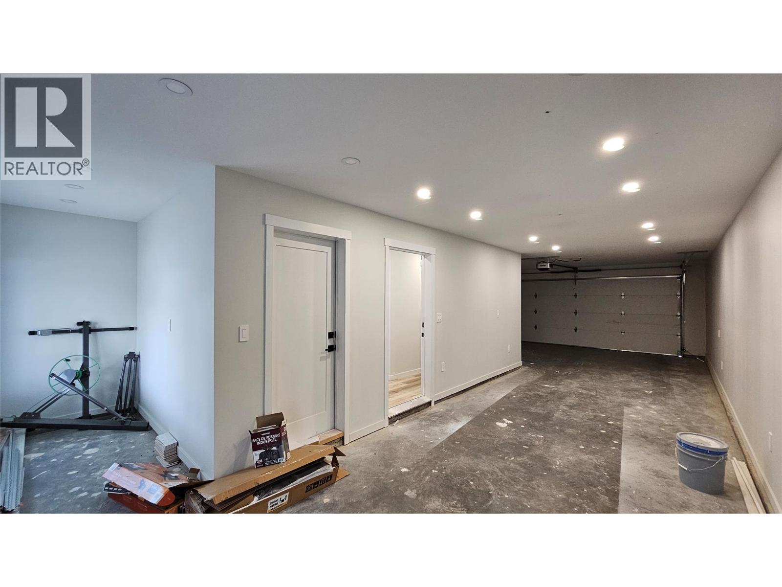 6811 Santiago Loop Unit# 149, Kelowna, British Columbia  V1Z 3R8 - Photo 18 - 10384270