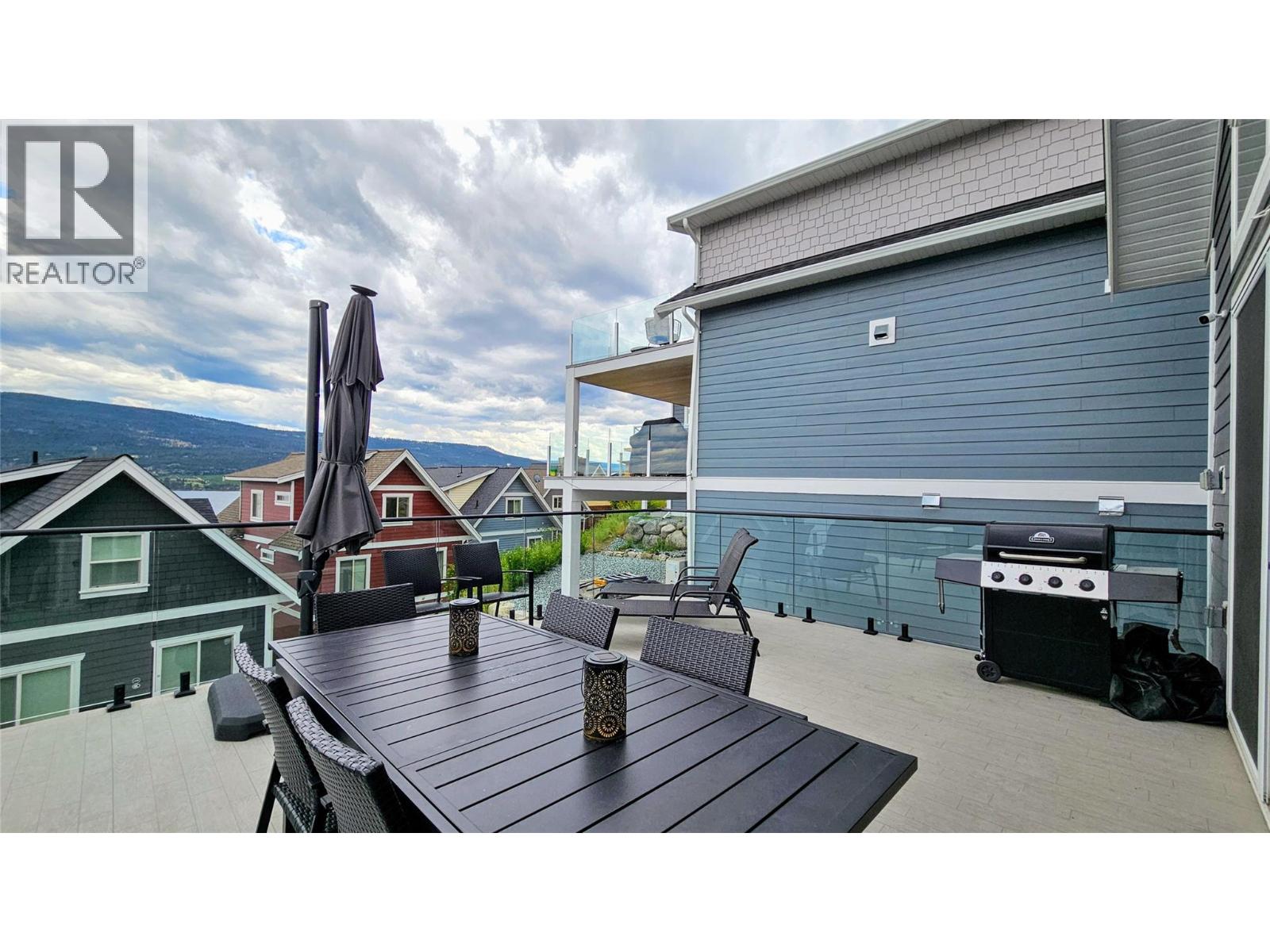 6811 Santiago Loop Unit# 149, Kelowna, British Columbia  V1Z 3R8 - Photo 5 - 10384270