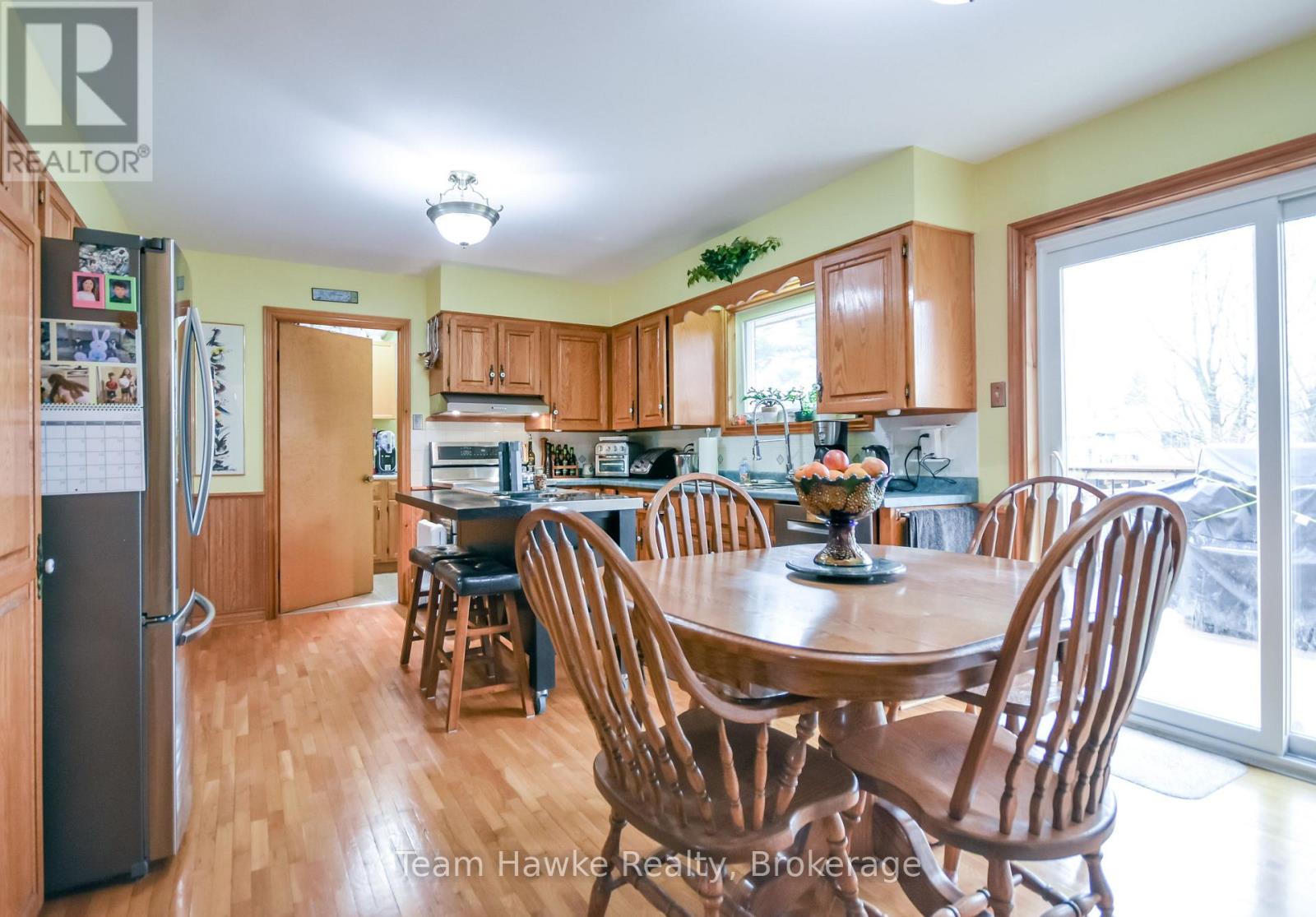 35 Brule Street, Penetanguishene, Ontario  L9M 1J1 - Photo 11 - S13025648