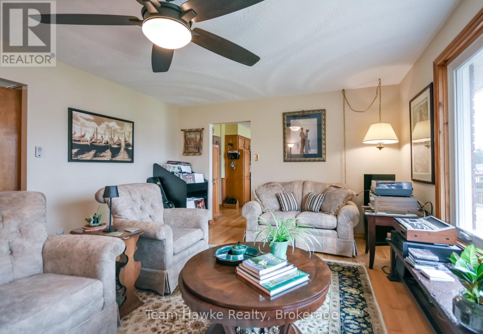 35 Brule Street, Penetanguishene, Ontario  L9M 1J1 - Photo 19 - S13025648