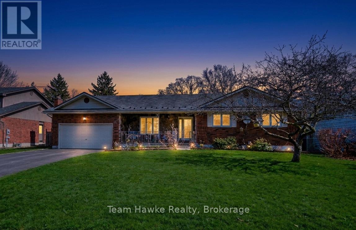 35 Brule Street, Penetanguishene, Ontario  L9M 1J1 - Photo 2 - S13025648