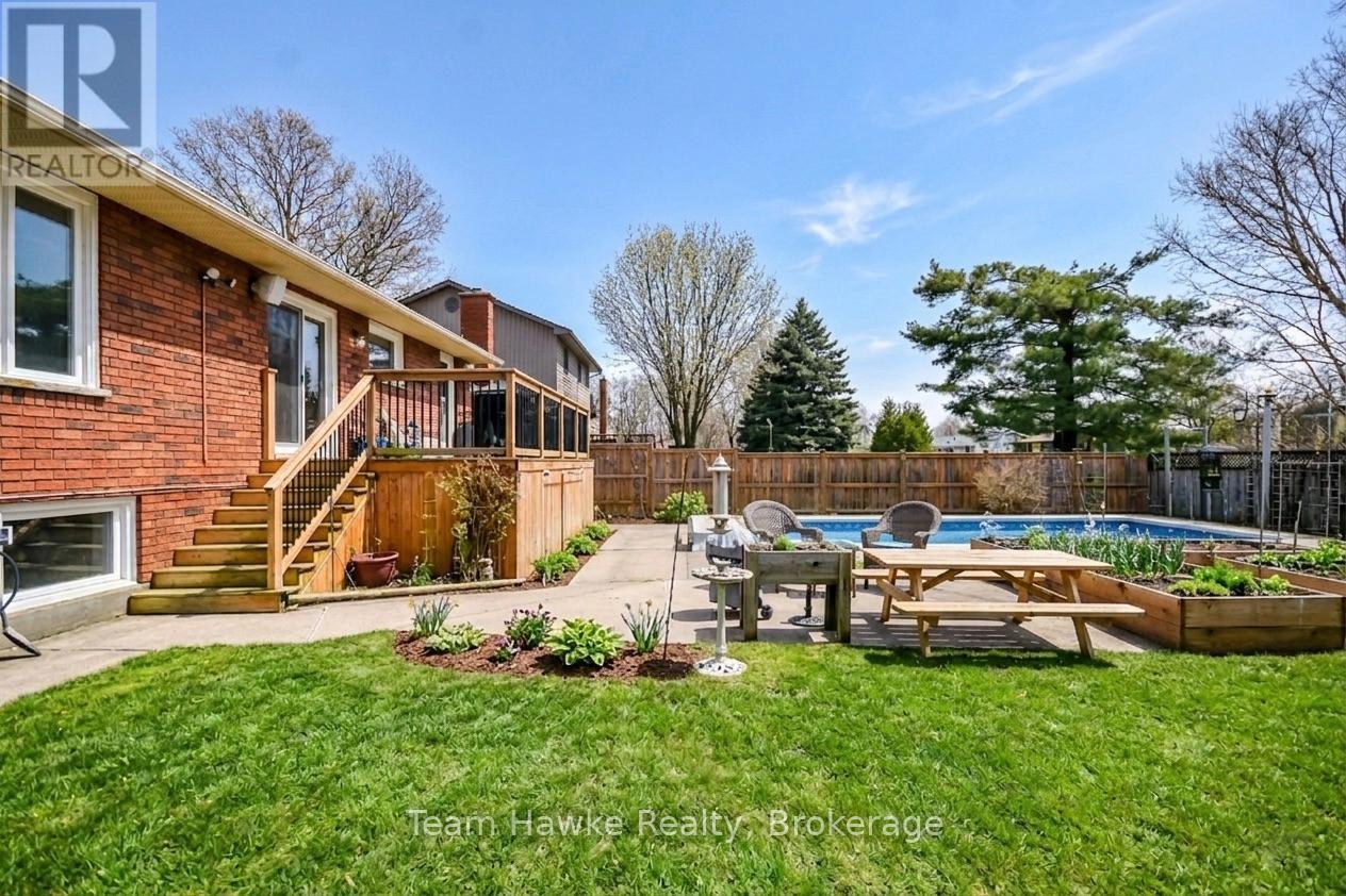 35 Brule Street, Penetanguishene, Ontario  L9M 1J1 - Photo 41 - S13025648