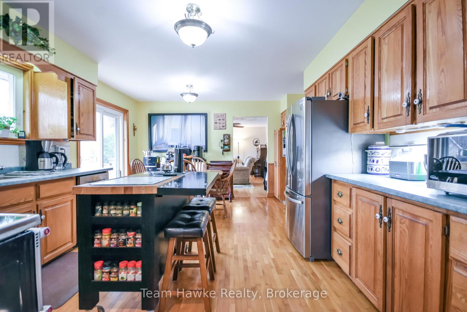 35 Brule Street, Penetanguishene, Ontario  L9M 1J1 - Photo 9 - S13025648