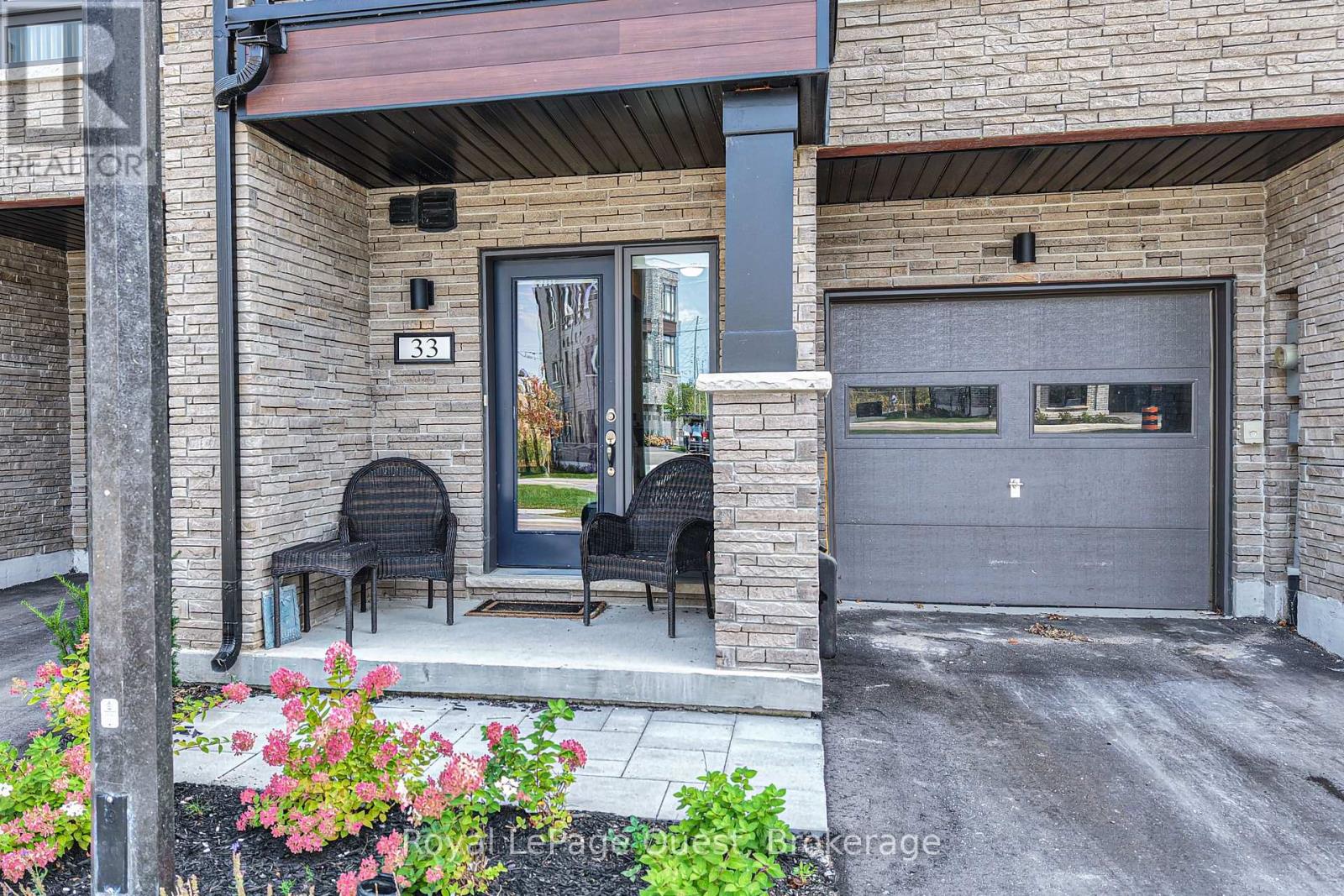 33 Wyn Wood Lane, Orillia, Ontario  L3V 8P7 - Photo 3 - S13025654