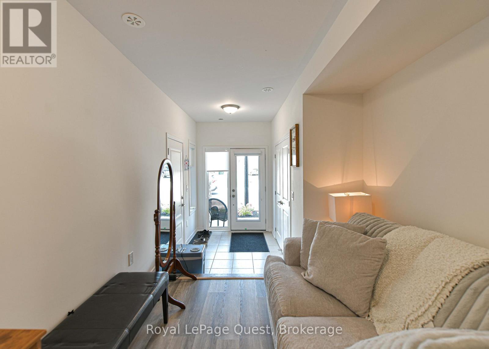 33 Wyn Wood Lane, Orillia, Ontario  L3V 8P7 - Photo 5 - S13025654