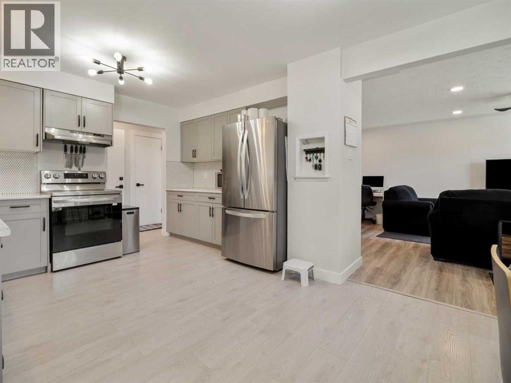 1414 Henderson Lake Boulevard S, Lethbridge, Alberta  T1K 3B8 - Photo 12 - A2303249