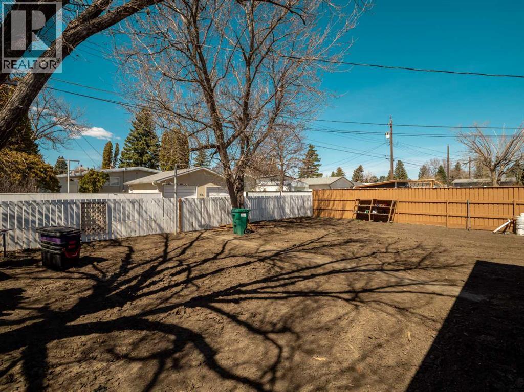 1414 Henderson Lake Boulevard S, Lethbridge, Alberta  T1K 3B8 - Photo 45 - A2303249