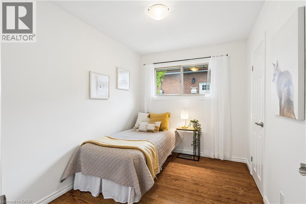 23 Knightswood Boulevard, Guelph, Ontario  N1E 3W3 - Photo 18 - 40822808