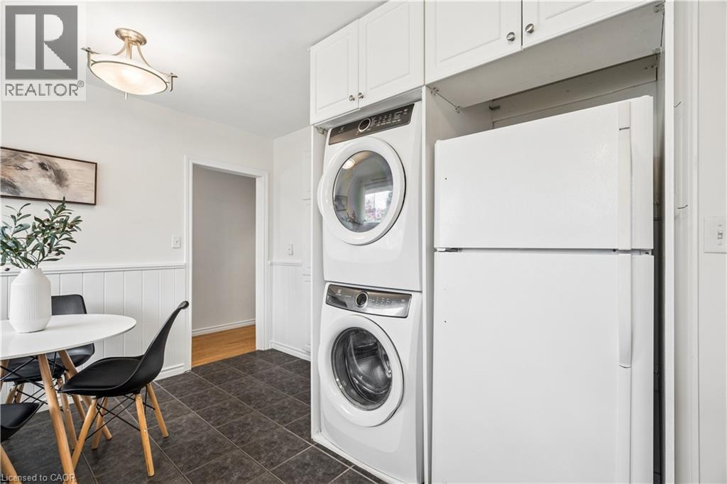 23 Knightswood Boulevard, Guelph, Ontario  N1E 3W3 - Photo 22 - 40822808