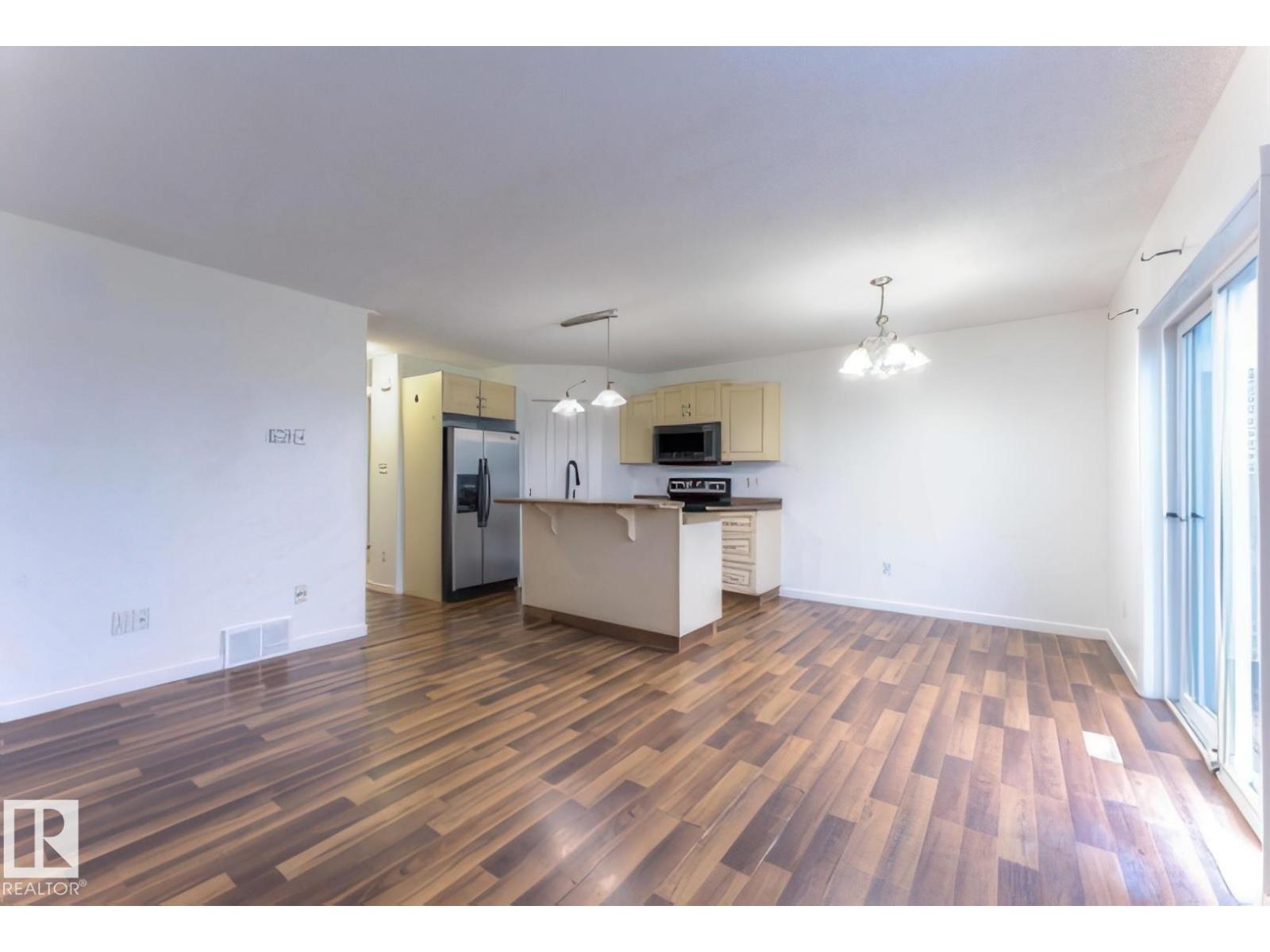 703a Rocky Wy, Cold Lake, Alberta  T9M 0H3 - Photo 4 - E4483055