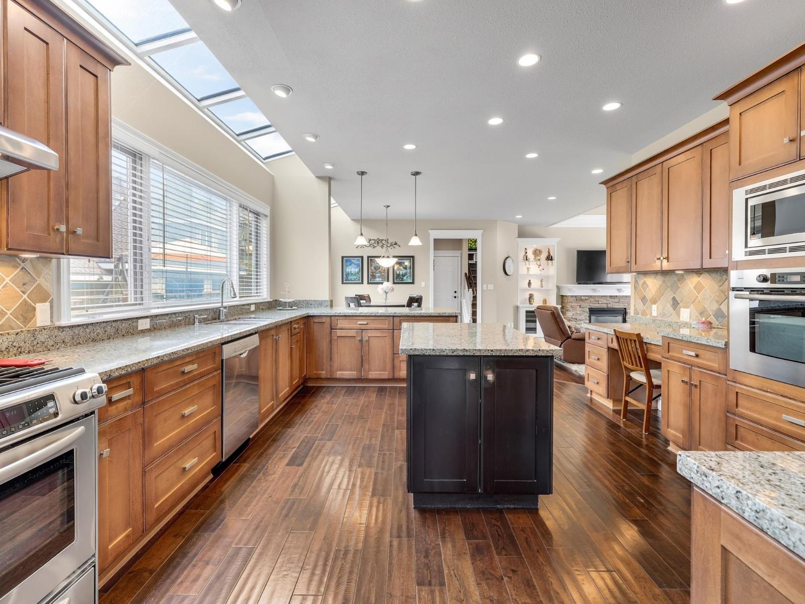 13789 32 Avenue, Surrey, British Columbia  V4P 2B6 - Photo 12 - R3113183