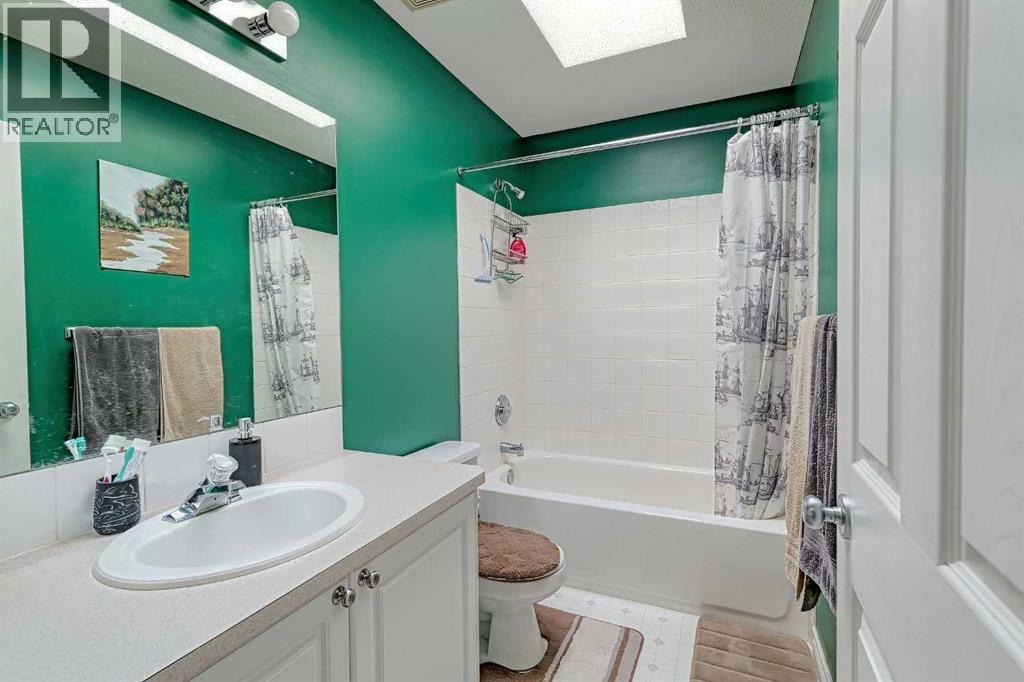 501 Coral Cove NE, Calgary, Alberta  T3J 3Y9 - Photo 20 - A2280990