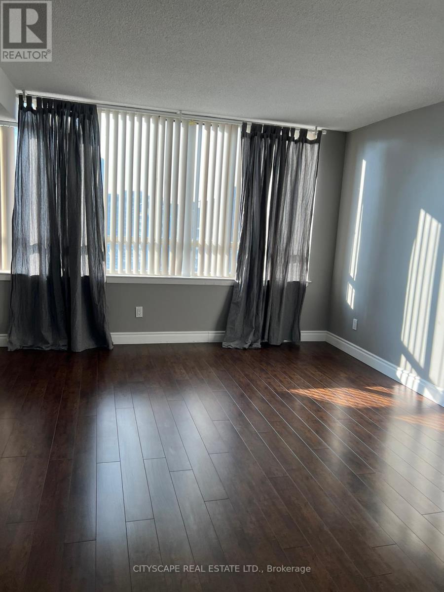 1815 - 633 Bay Street, Toronto, Ontario  M5G 2G4 - Photo 11 - C13025688