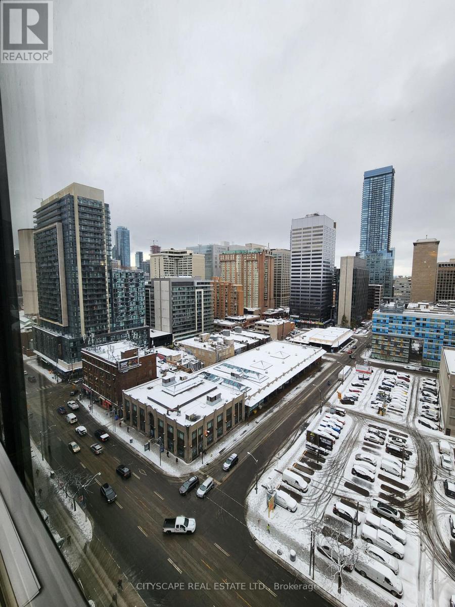 1815 - 633 Bay Street, Toronto, Ontario  M5G 2G4 - Photo 3 - C13025688