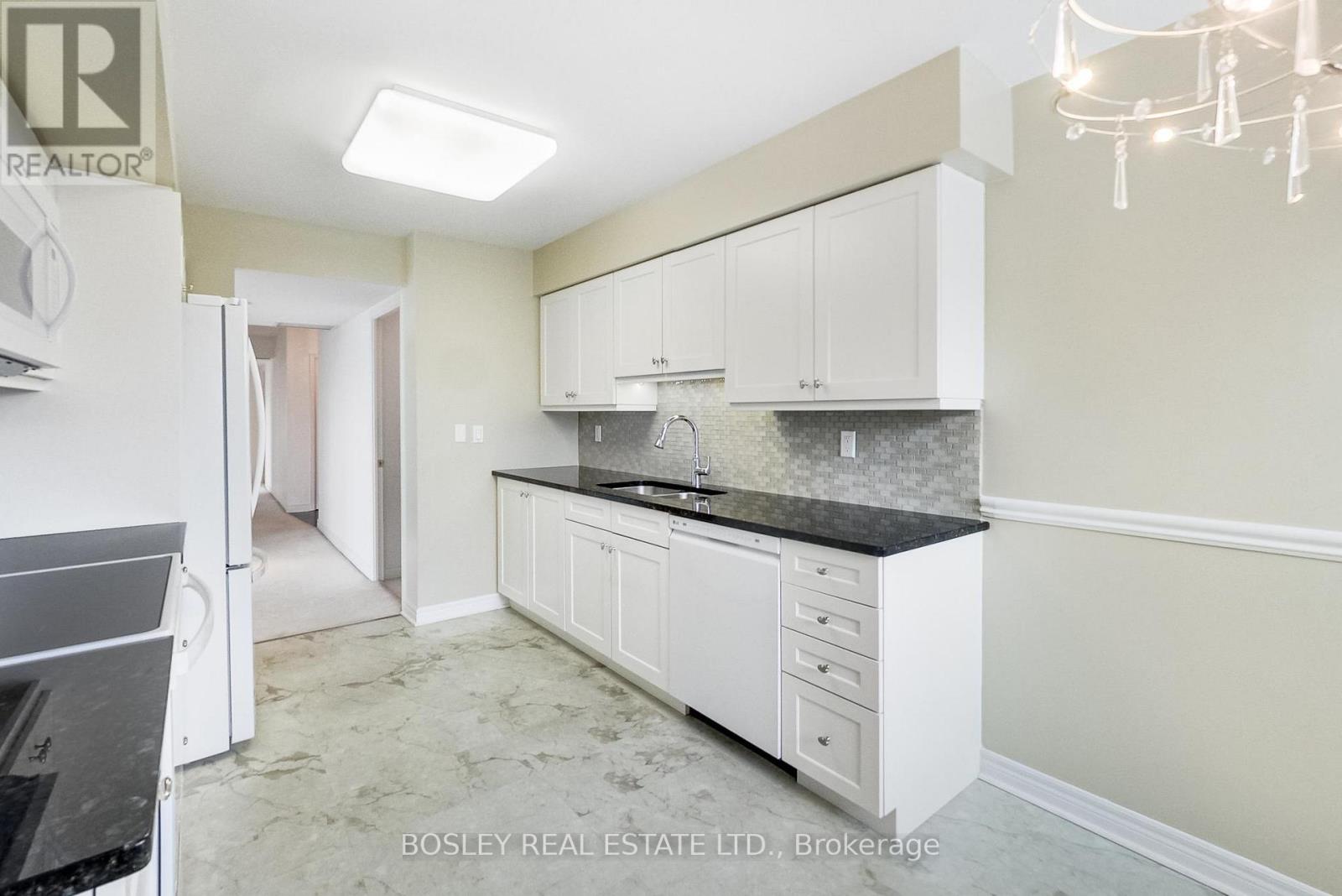 403 - 2 Covington Road, Toronto, Ontario  M6A 3E5 - Photo 11 - C13025756