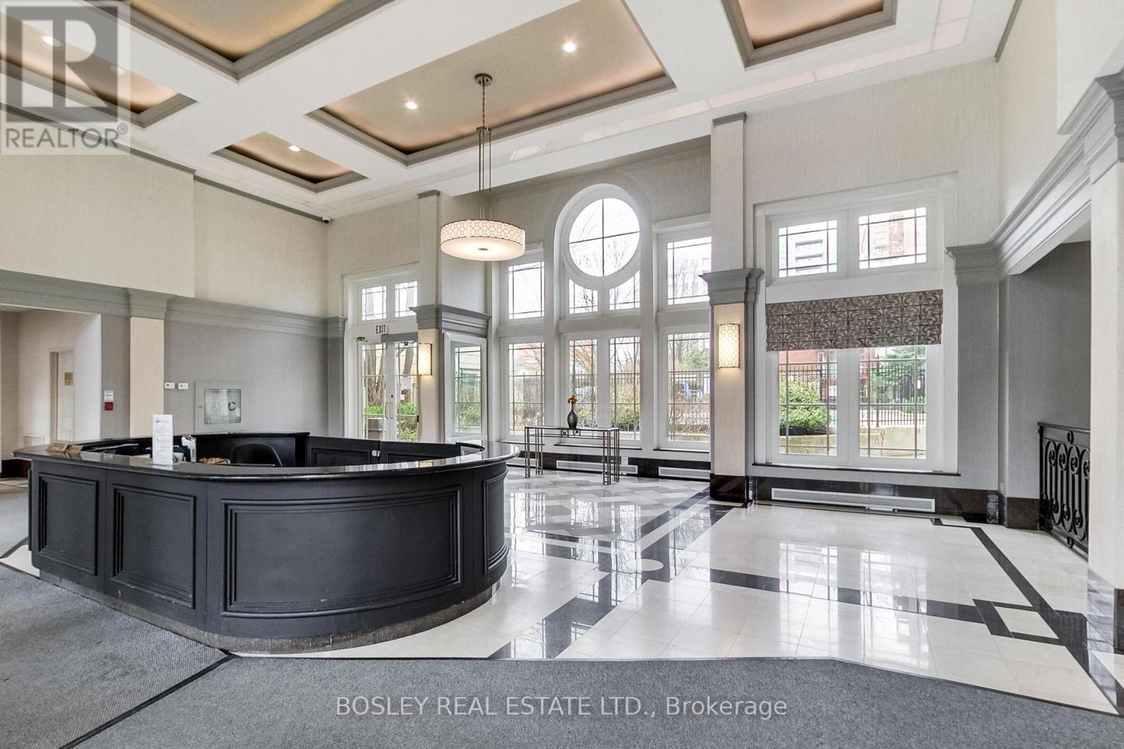 403 - 2 Covington Road, Toronto, Ontario  M6A 3E5 - Photo 3 - C13025756