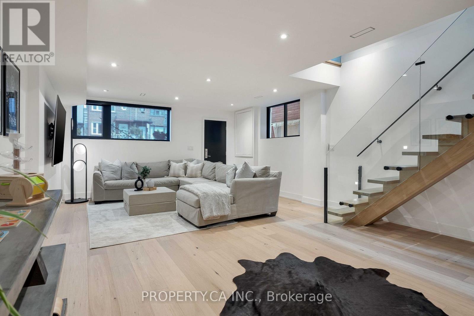 268 Euclid Avenue, Toronto, Ontario  M6J 2K2 - Photo 25 - C13025804