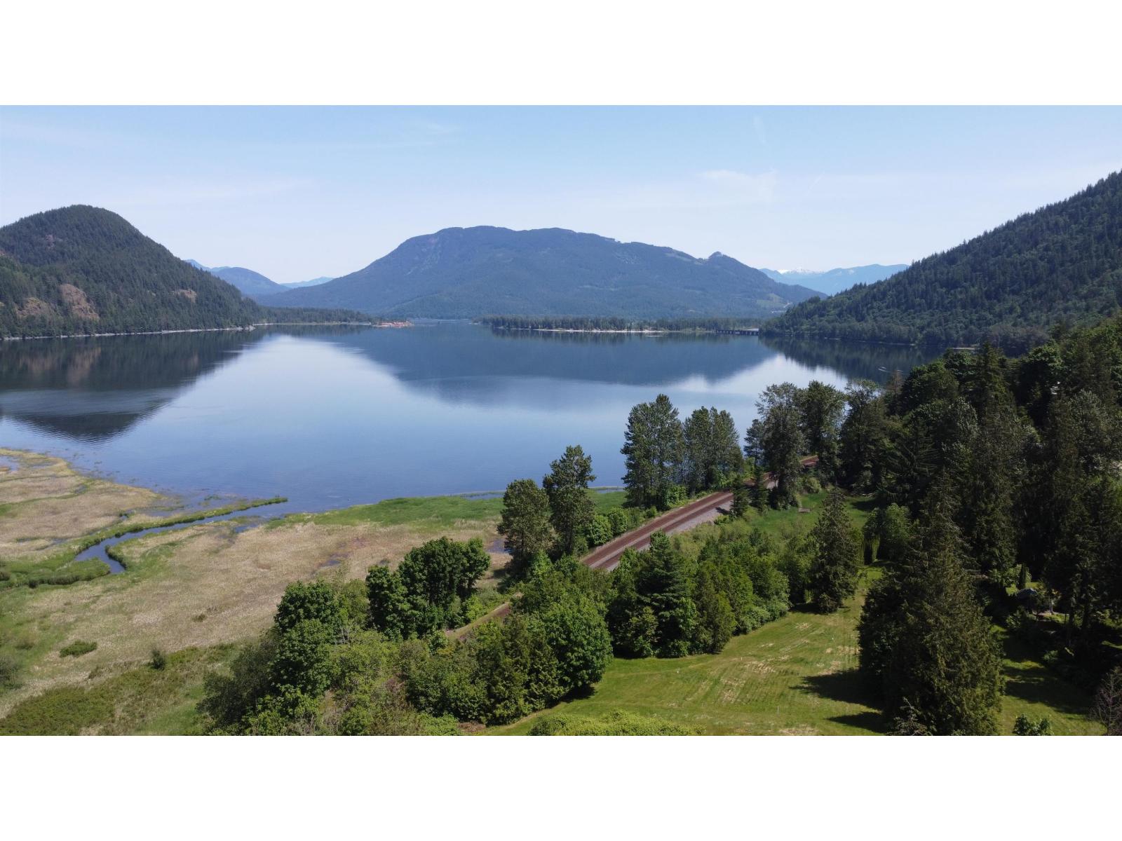 44175 Bayview Road, Mission, British Columbia  V0M 1N0 - Photo 3 - R3110093