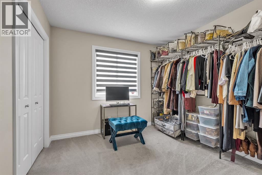 98 Sherwood Hill NW, Calgary, Alberta  T3R 0B3 - Photo 24 - A2297797