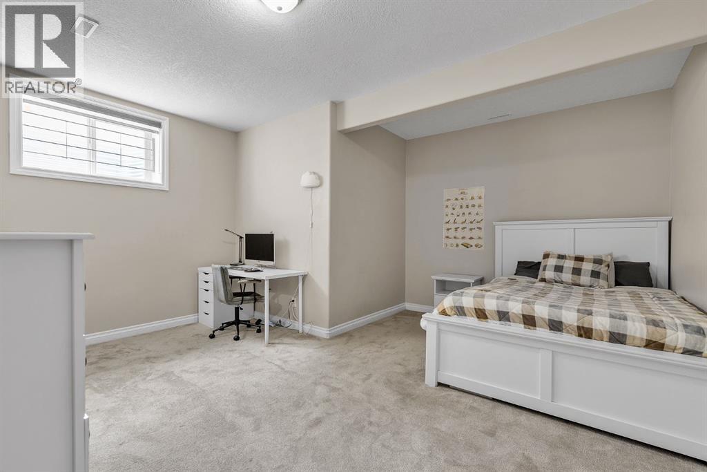 98 Sherwood Hill NW, Calgary, Alberta  T3R 0B3 - Photo 29 - A2297797