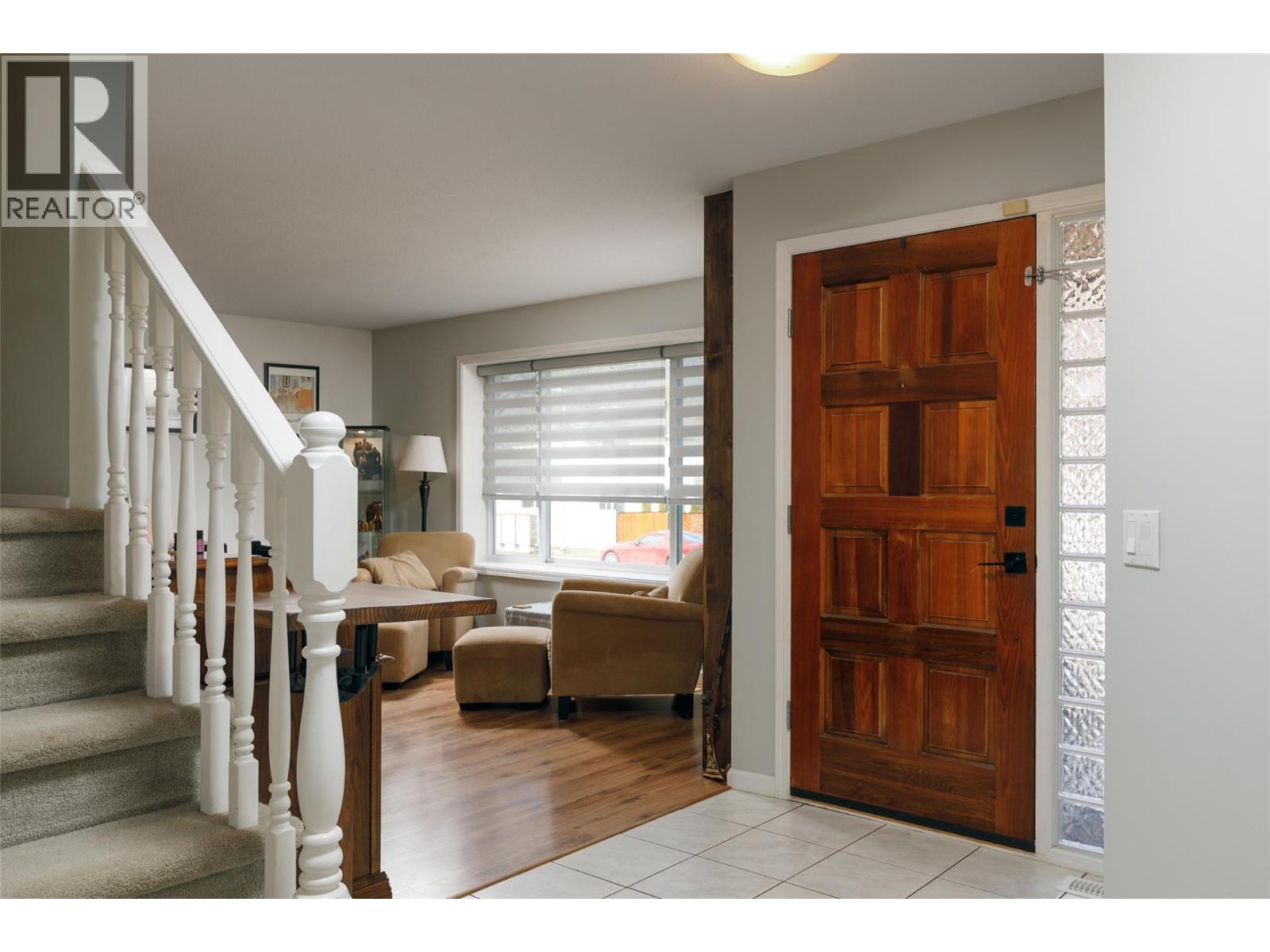 2207 Shannon Ridge Drive, West Kelowna, British Columbia  V4T 2L1 - Photo 24 - 10384276