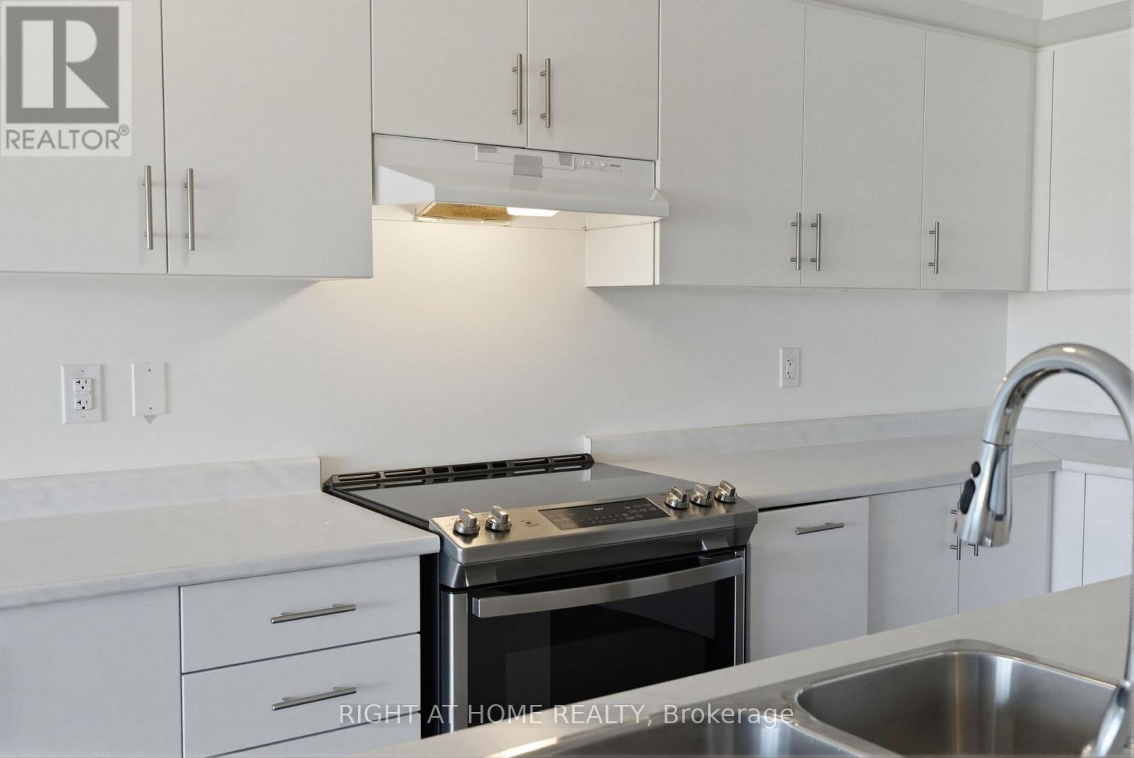 152 Sailors Landing, Clarington, Ontario  L1C 7G4 - Photo 15 - E13025728