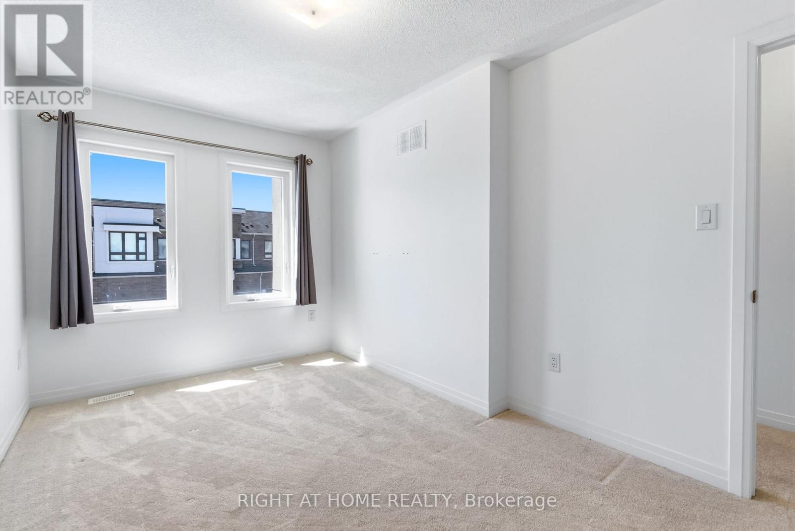 152 Sailors Landing, Clarington, Ontario  L1C 7G4 - Photo 26 - E13025728