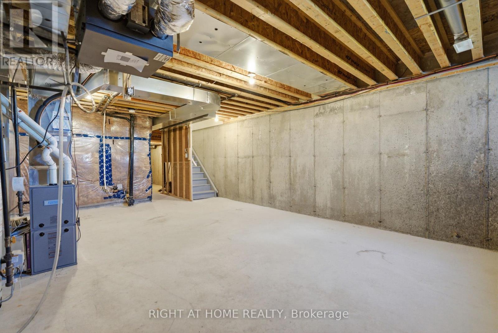 152 Sailors Landing, Clarington, Ontario  L1C 7G4 - Photo 39 - E13025728