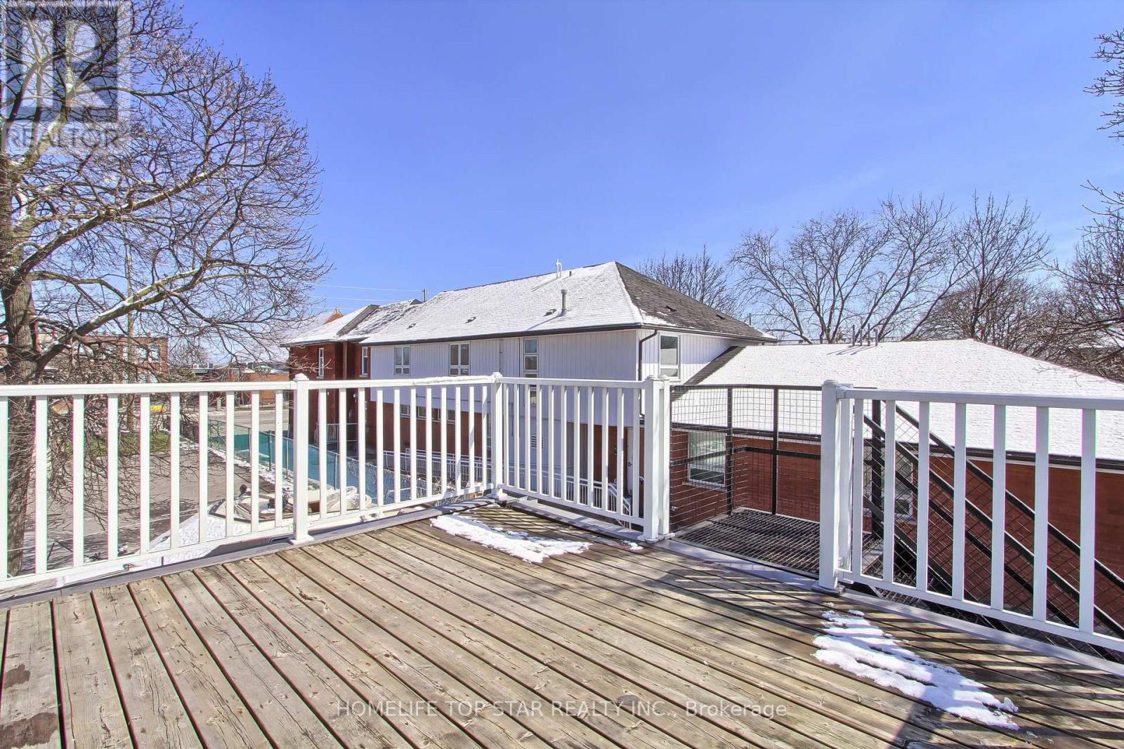 Upper - 17 Royal Street, Oshawa, Ontario  L1H 2T5 - Photo 20 - E13025742