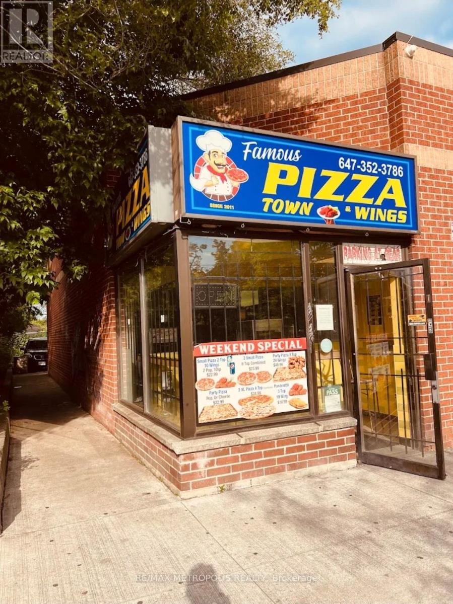 1947 VICTORIA PARK AVENUE, Toronto, Ontario