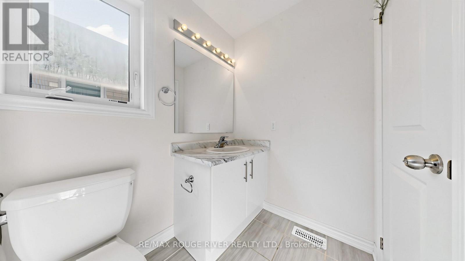 1099 Cameo Street, Pickering, Ontario  L1V 1N8 - Photo 33 - E13025764