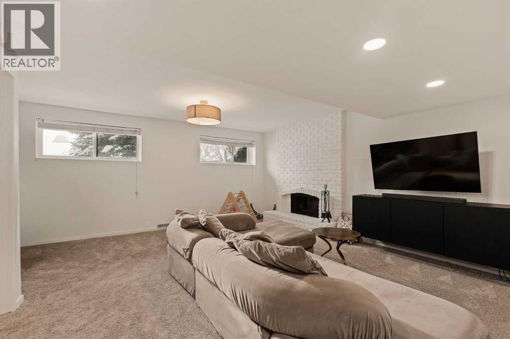 212 Vantage Place NW, Calgary, Alberta  T3A 1X9 - Photo 30 - A2303575