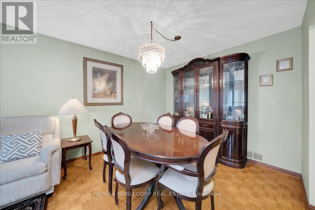 175 Oliver Lane, Vaughan, Ontario  L6A 1A9 - Photo 13 - N13025598