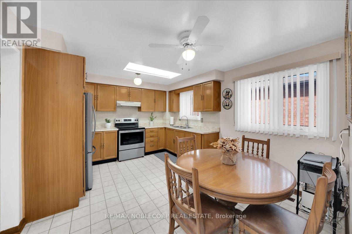 175 Oliver Lane, Vaughan, Ontario  L6A 1A9 - Photo 14 - N13025598